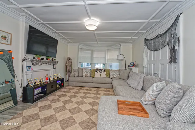 $399,900 | 32 Broad Street, Waterford, NY 12188