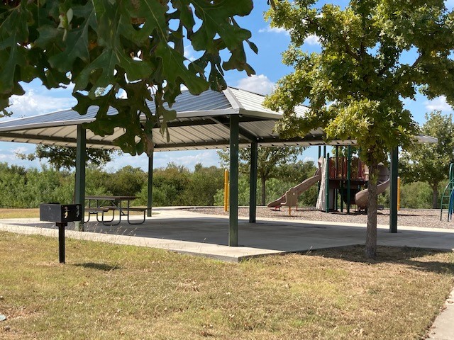 5625 Signal Point Austin, TX 78724 - Photo 23 of 28 Covered picnic area.