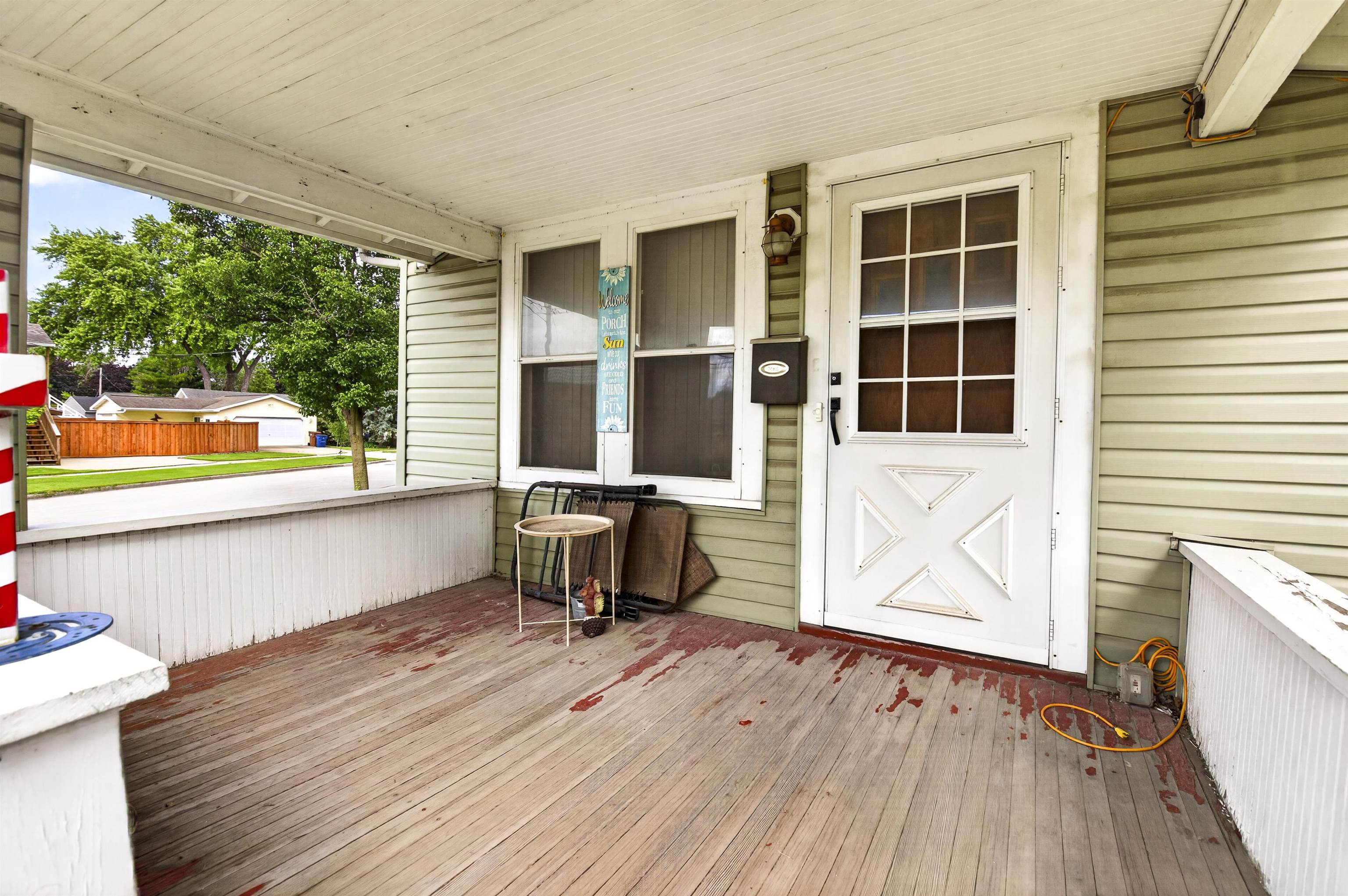 844 Appleton Road Menasha, WI 54952 - Photo 27 of 33