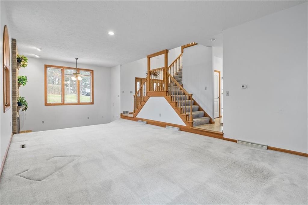 218 B Shafer Road Coraopolis, PA 15108 - Photo 11 of 25 Gallery Image 11
