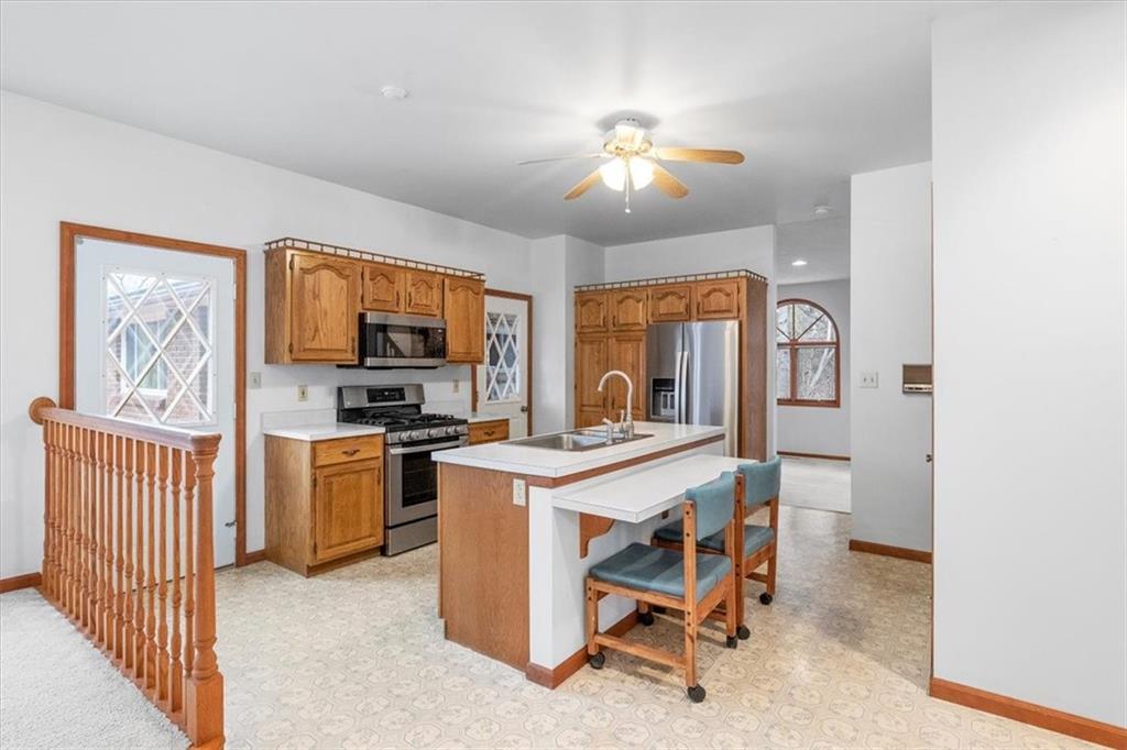 218 B Shafer Road Coraopolis, PA 15108 - Photo 7 of 25 Gallery Image 7