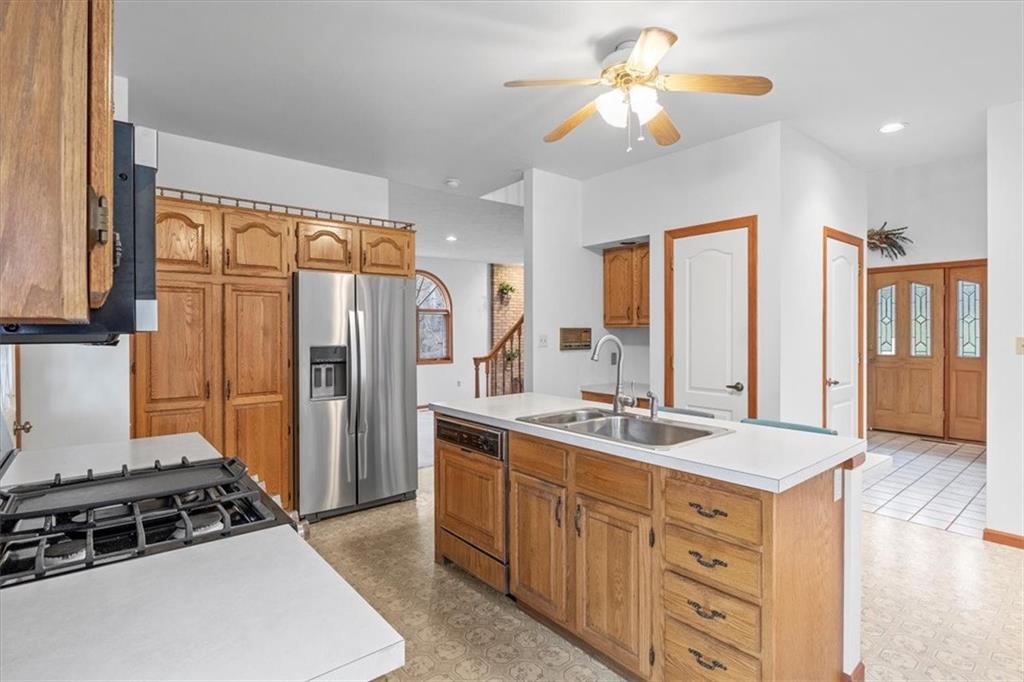 218 B Shafer Road Coraopolis, PA 15108 - Photo 8 of 25 Gallery Image 8