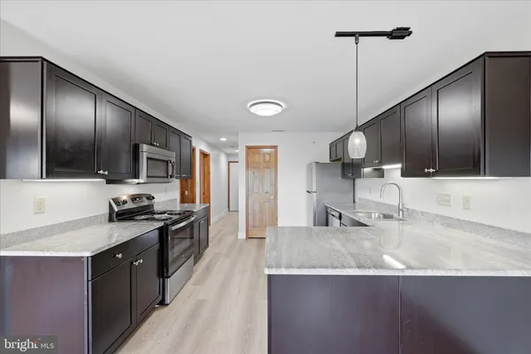 $1,500 | 443 Millwood Avenue, Unit 4, Winchester, VA 22601
