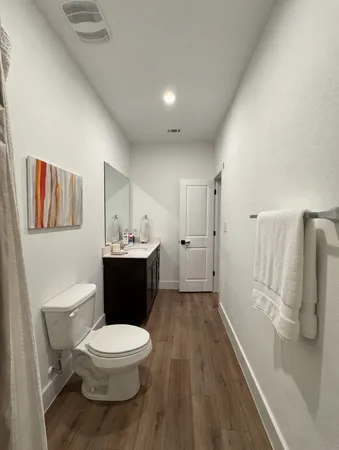 $2,000 | 13513 Menard Way, Elgin, TX 78621