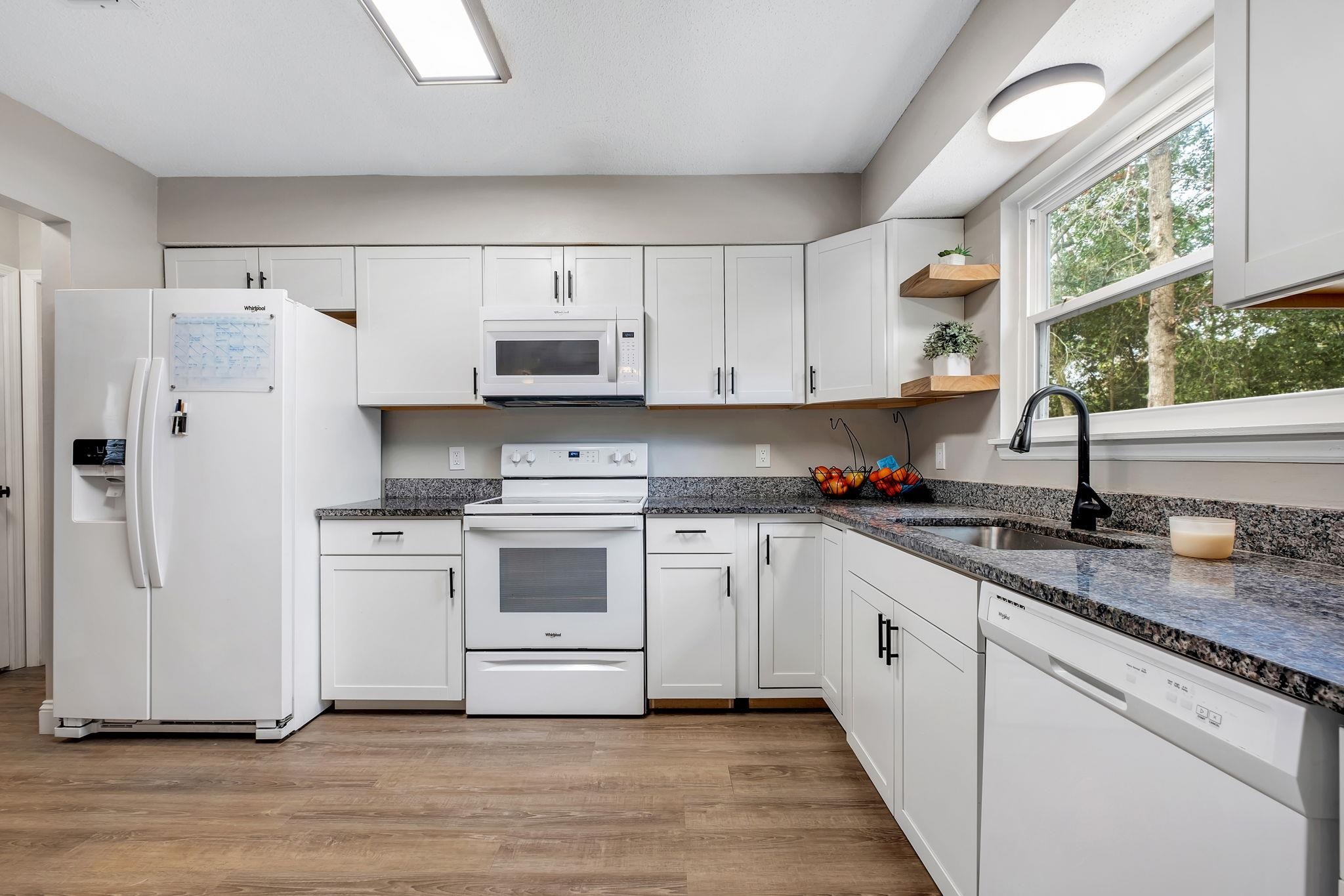 240 Intrepid Court Tallahassee, FL 32312 - Photo 30 of 39