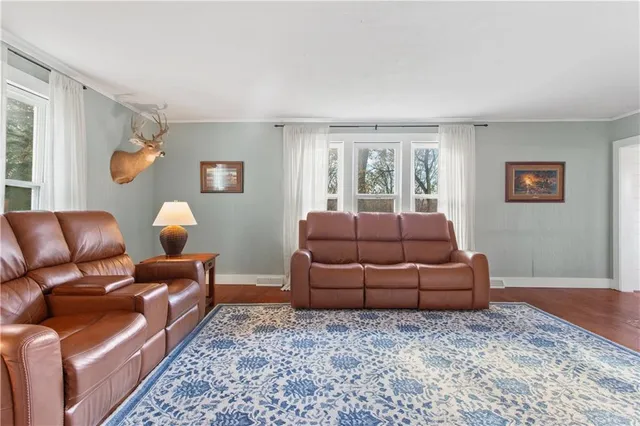 $590,000 | 1837 Z Highway, Bates City, MO 64011