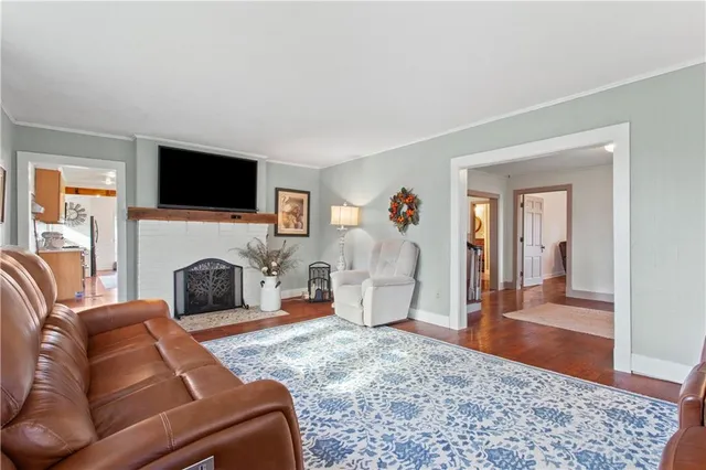 $590,000 | 1837 Z Highway, Bates City, MO 64011