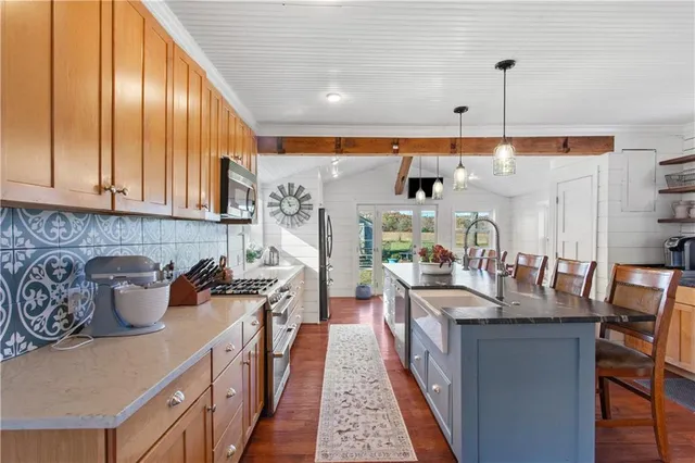 $590,000 | 1837 Z Highway, Bates City, MO 64011