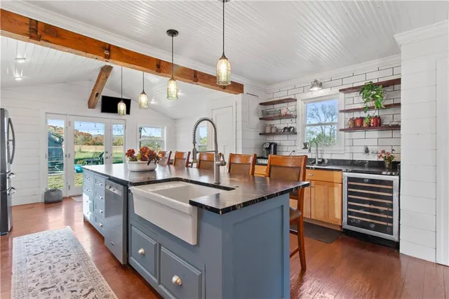 $590,000 | 1837 Z Highway, Bates City, MO 64011