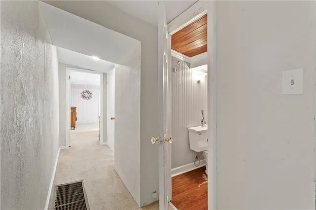 $590,000 | 1837 Z Highway, Bates City, MO 64011