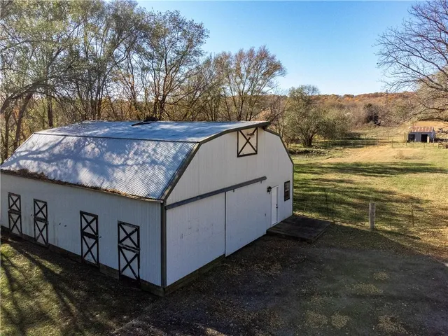 $590,000 | 1837 Z Highway, Bates City, MO 64011