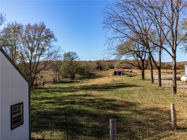 $590,000 | 1837 Z Highway, Bates City, MO 64011