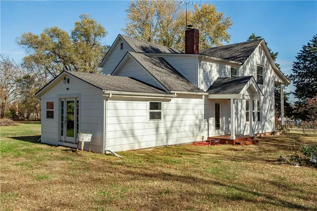 $590,000 | 1837 Z Highway, Bates City, MO 64011