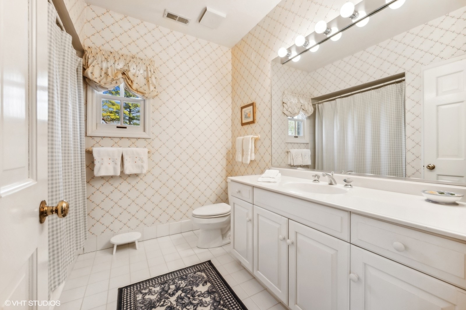 7 Bristol Road Northfield, IL 60093 - Photo 23 of 39