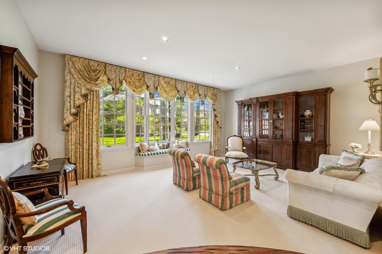 7 Bristol Road Northfield, IL 60093 - Photo 3 of 39