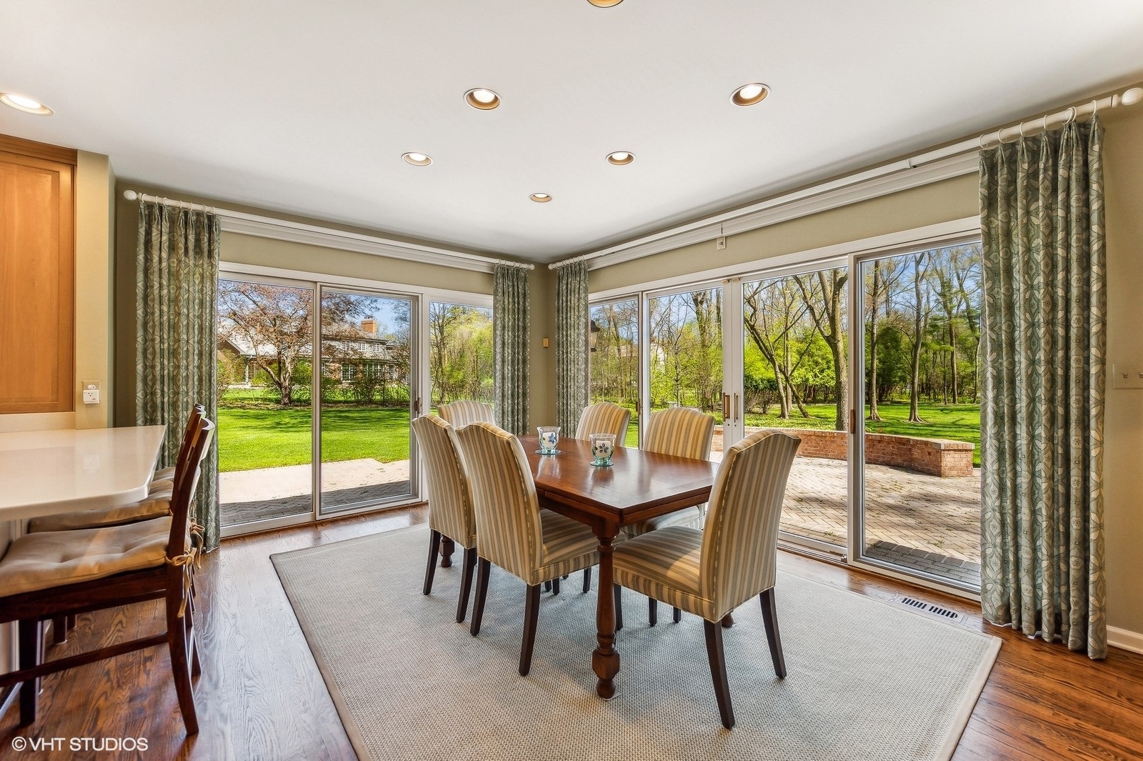 7 Bristol Road Northfield, IL 60093 - Photo 9 of 39