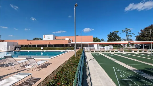 $1,500 | 2600 Southeast Ocean Boulevard, Unit U4, Stuart, FL 34996