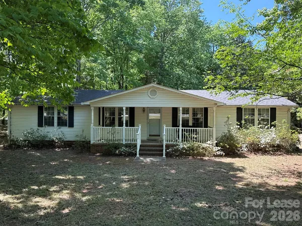 $1,850 | 2039 Vista Road, Fort Mill, SC 29708
