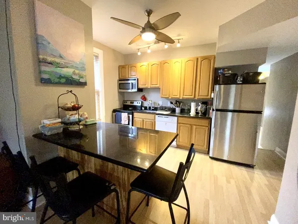 $1,725 | 1936 North 7th Street, Unit 3, Philadelphia, PA 19122