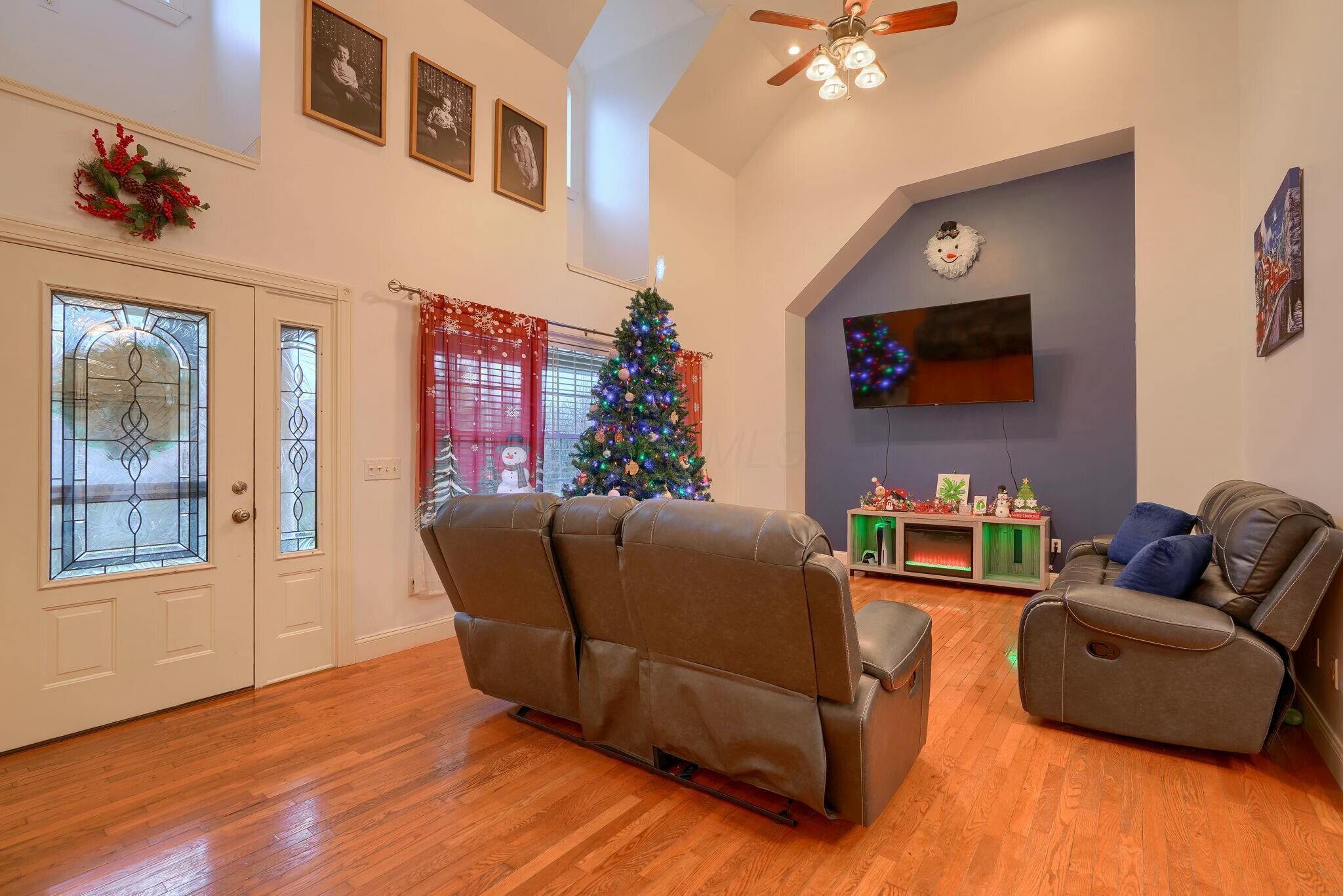103 Sheward Road Jackson, OH 45640 - Photo 14 of 33 Great Room