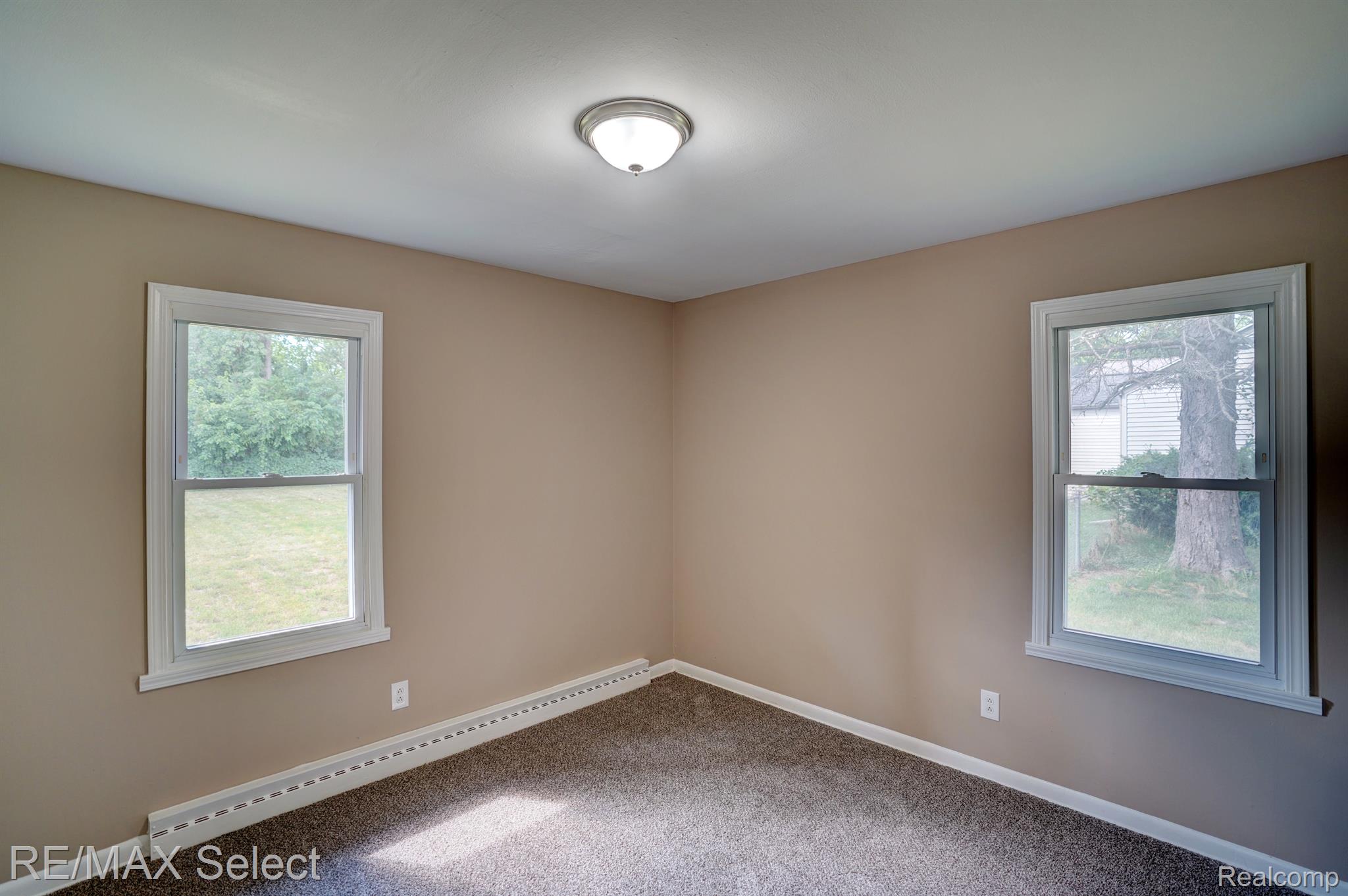 5457 Johnson Road Flushing, MI 48433 - Photo 10 of 27 Gallery Image 10