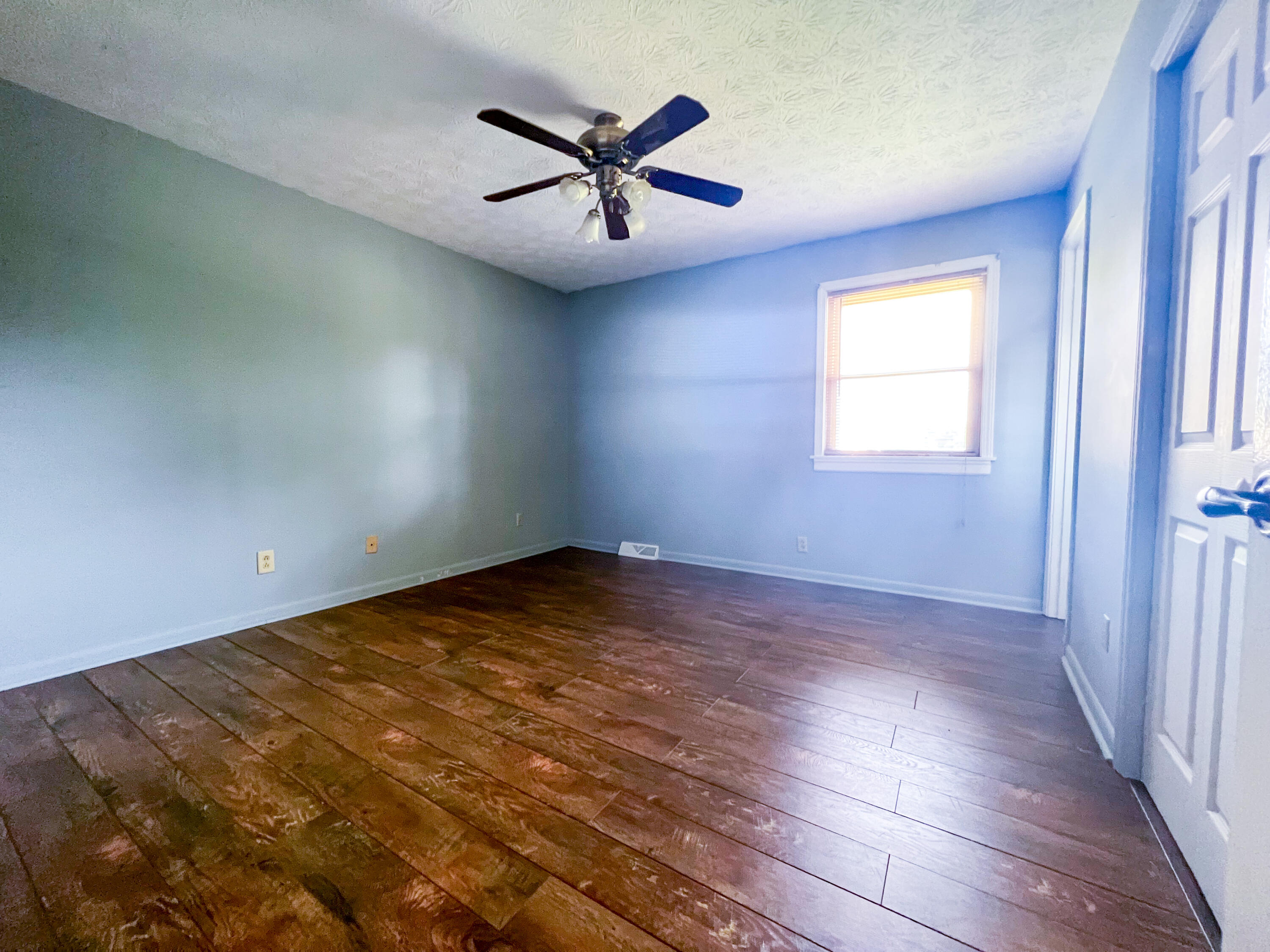 6265 Lebanon Road Danville, KY 40422 - Photo 11 of 29 Lisa 2