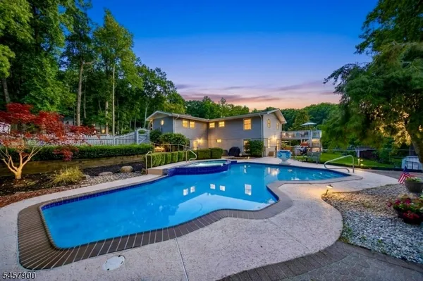 $675,000 | 25 Sachem Road, Lake Hopatcong, NJ 07849