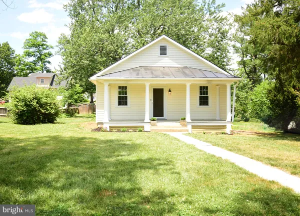 $349,900 | 11 Virginia Avenue, Boyce, VA 22620