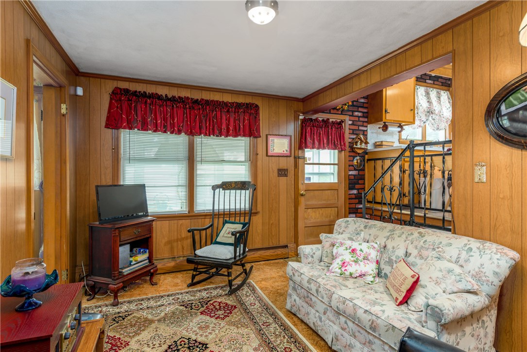 44 Rabbitt Hill Road Cumberland, RI 02864 - Photo 11 of 26 Gallery Image 11
