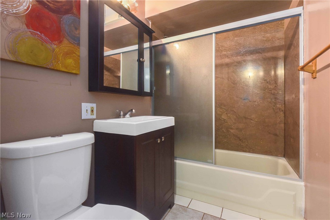 18913 Homeway Road Cleveland, OH 44135 - Photo 17 of 22 Gallery Image 17