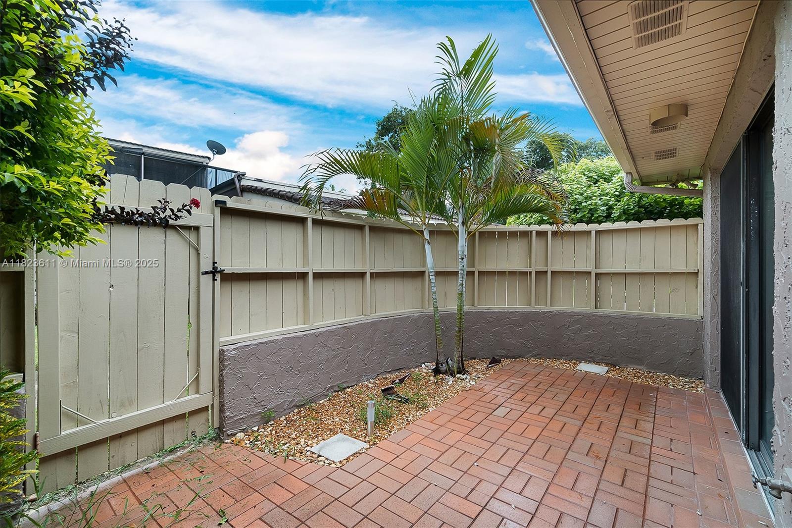 608 St Andrews Road, Unit 46 Hollywood, FL 33021 - Photo 16 of 18