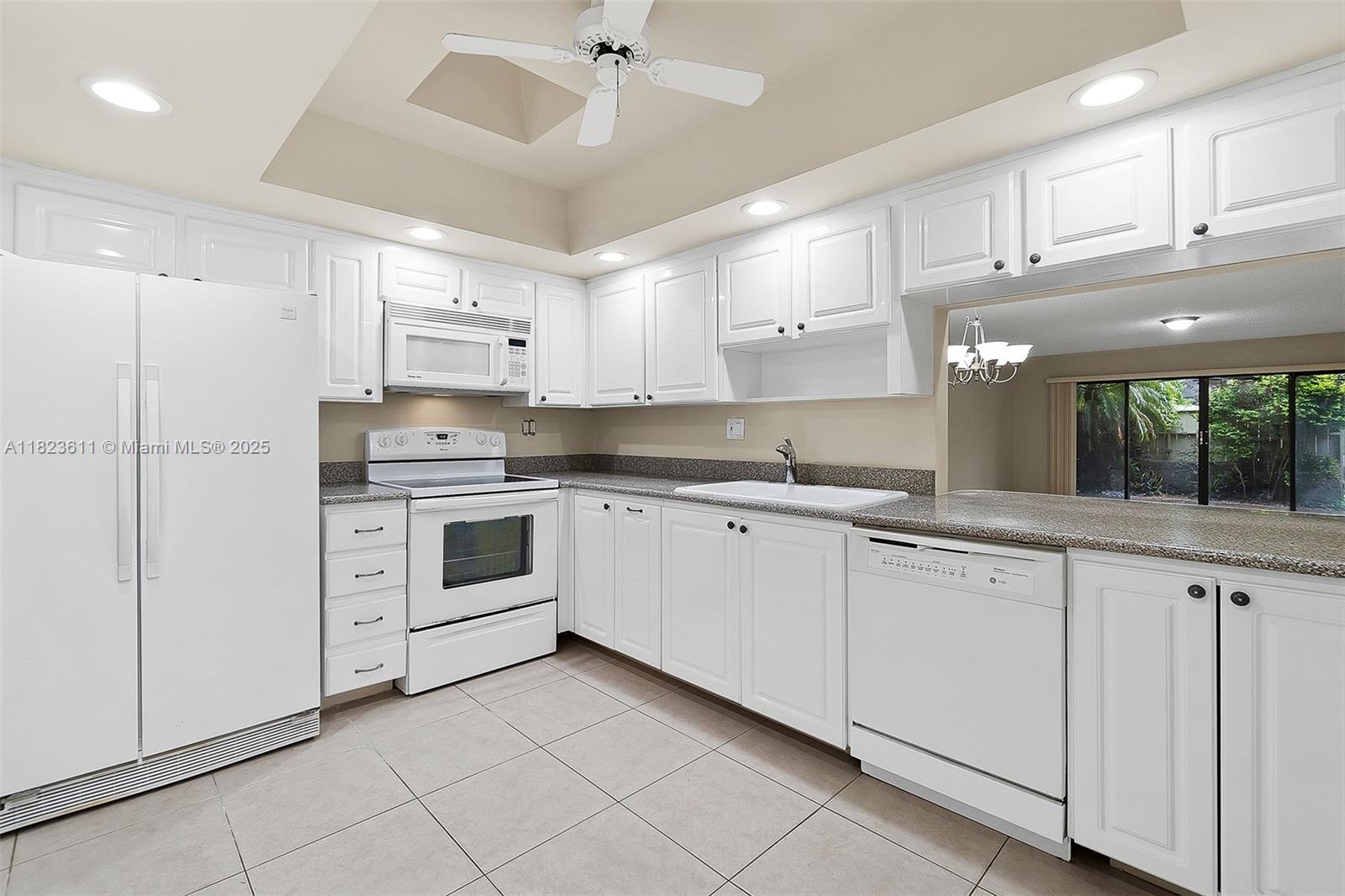 608 St Andrews Road, Unit 46 Hollywood, FL 33021 - Photo 5 of 18