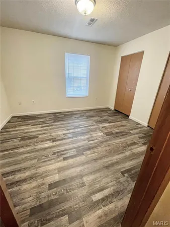 $1,250 | 463 Ponderosa Avenue, Unit 2, O'Fallon, IL 62269