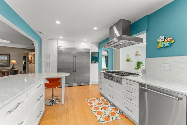 $1,055,000 | 2422 Topping Place, Eustis, FL 32726