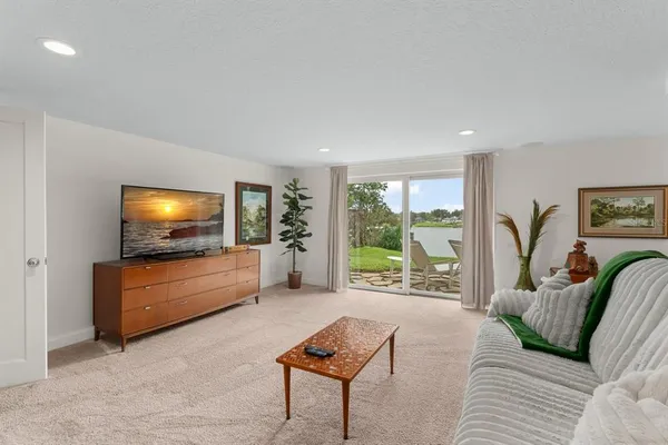 $1,055,000 | 2422 Topping Place, Eustis, FL 32726