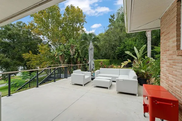 $1,055,000 | 2422 Topping Place, Eustis, FL 32726