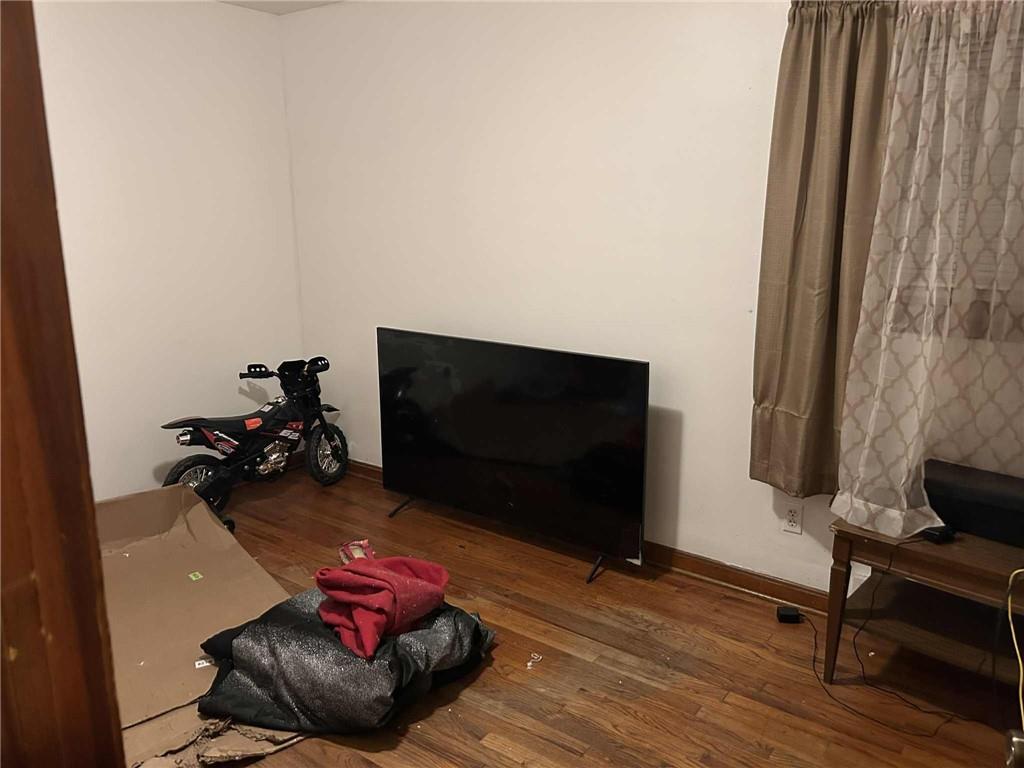 816 Indiana Avenue Farrell, PA 16121 - Photo 13 of 16