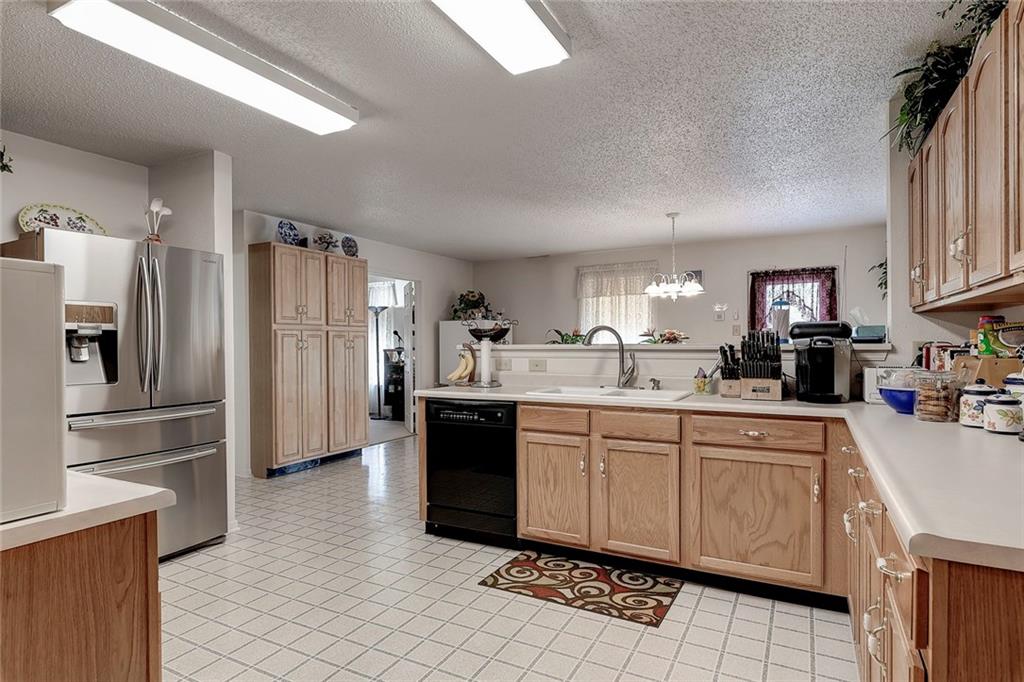 10391 Splendor Way Indianapolis, IN 46234 - Photo 11 of 36 Gallery Image 11