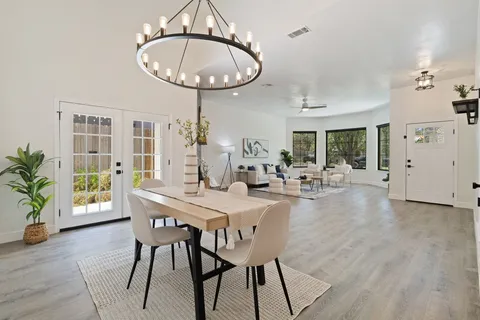 $679,000 | 4304 Clarno Drive, Austin, TX 78749