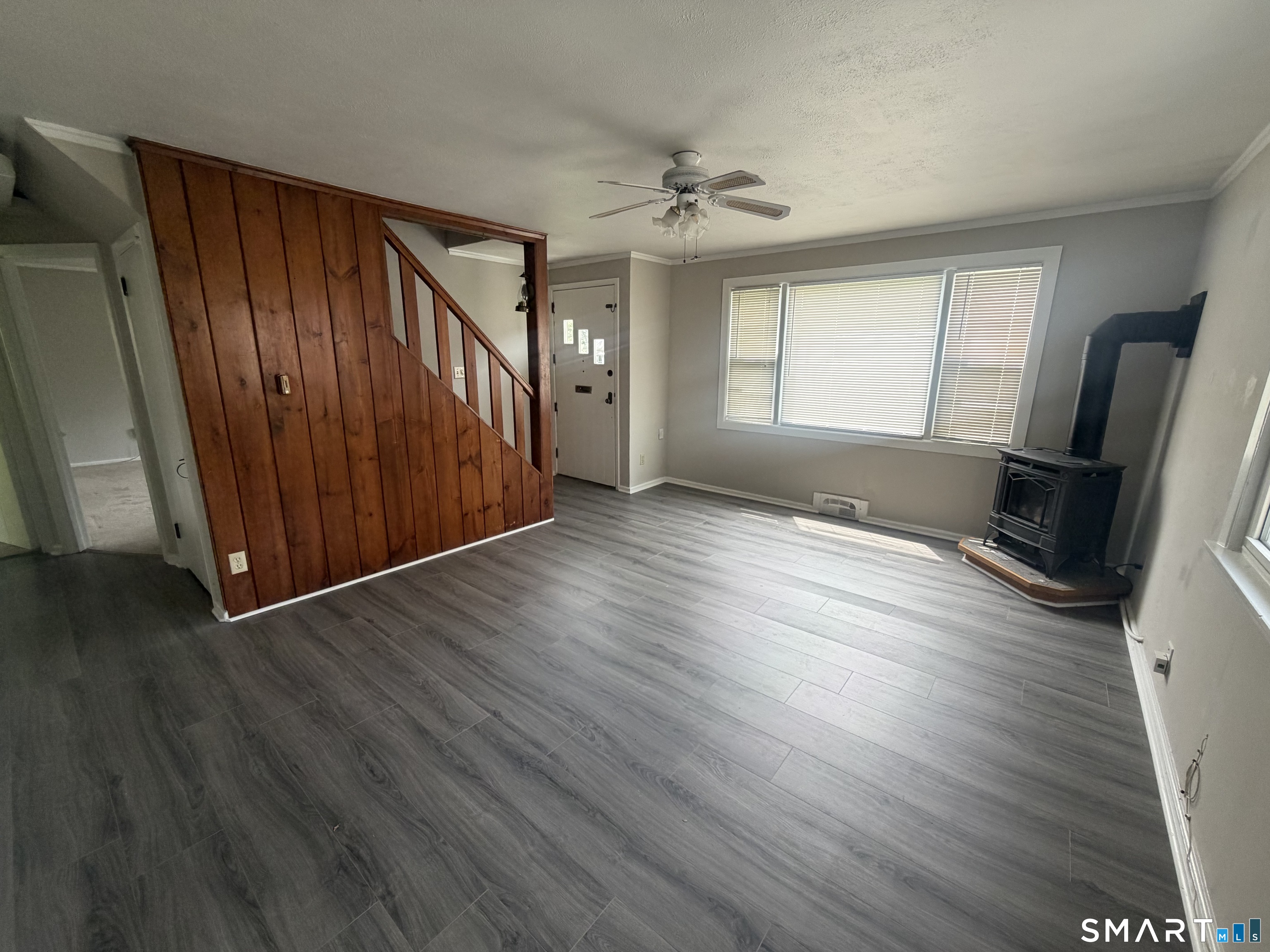 16 Harding Avenue Newington, CT 06111 - Photo 5 of 15