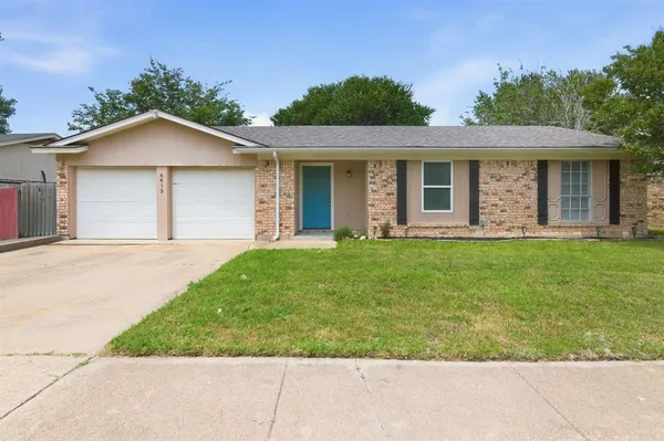 $1,995 | 6413 Melinda Court, Watauga, TX 76148