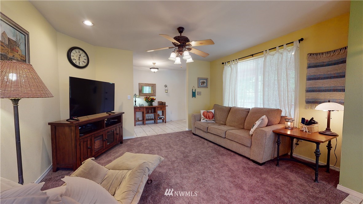 4872 Banner Road Southeast Port Orchard, WA 98367 - Photo 14 of 40 Gallery Image 14