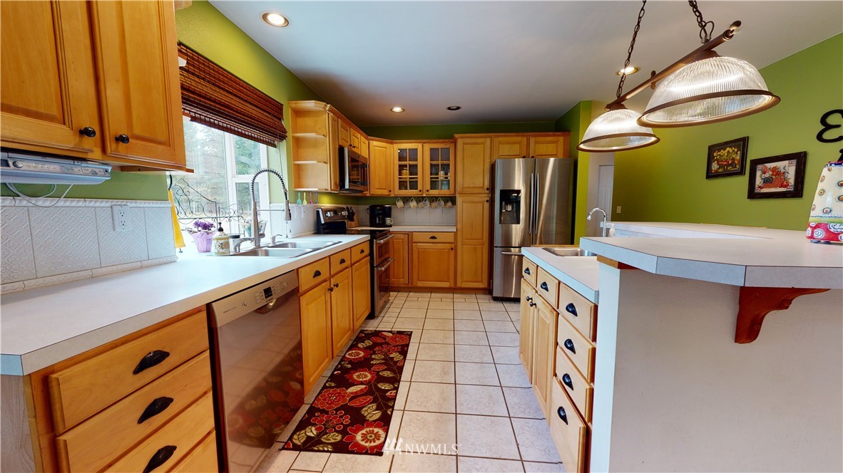 4872 Banner Road Southeast Port Orchard, WA 98367 - Photo 15 of 40 Gallery Image 15