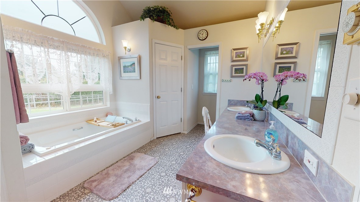 4872 Banner Road Southeast Port Orchard, WA 98367 - Photo 21 of 40 Gallery Image 21