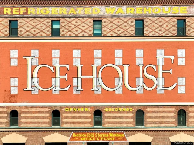 a close up of a street sign