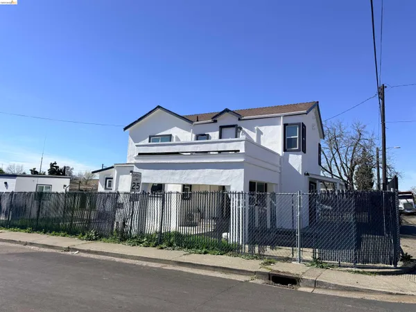 $899,000 | 321 Benicia Road, Vallejo, CA 94590