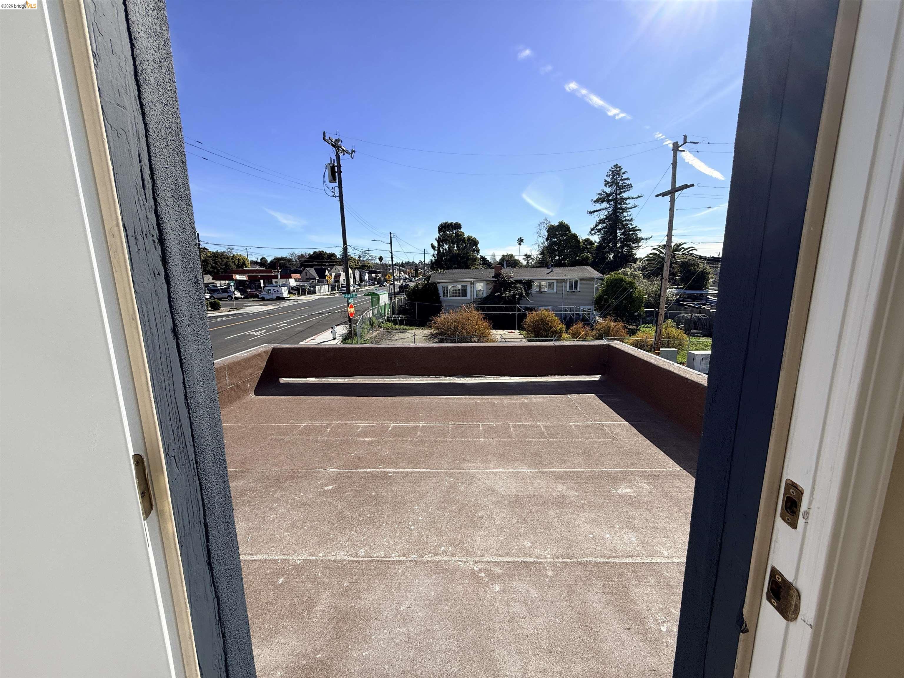 321 Benicia Road Vallejo, CA 94590 - Photo 17 of 48 View of balcony