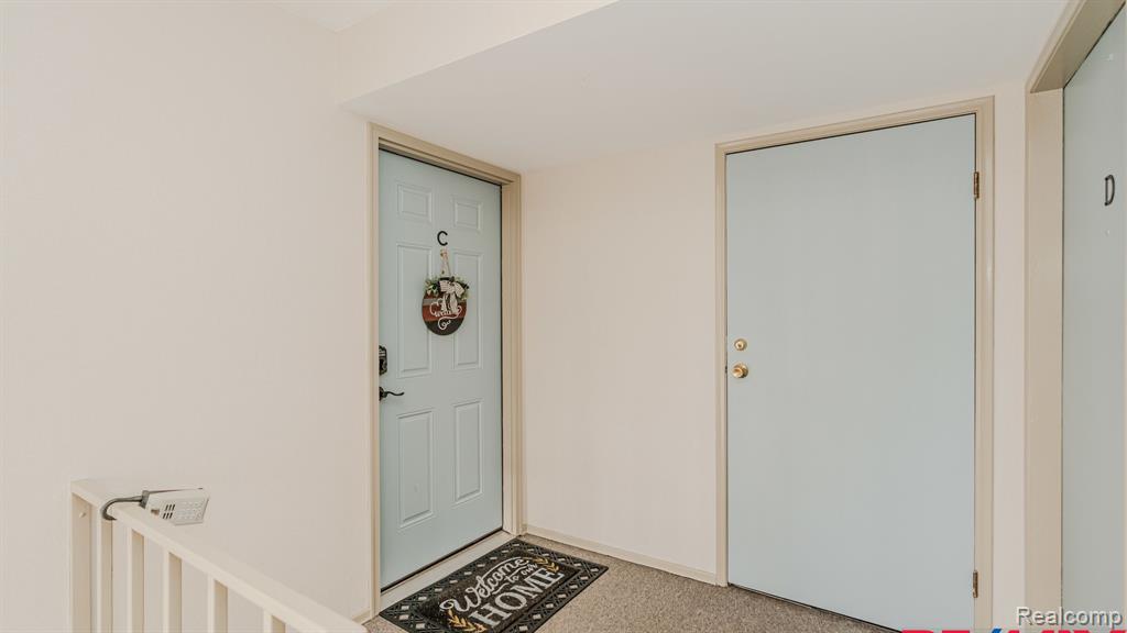 1629 Cass Lake Road, Unit C Keego Harbor, MI 48320 - Photo 13 of 40