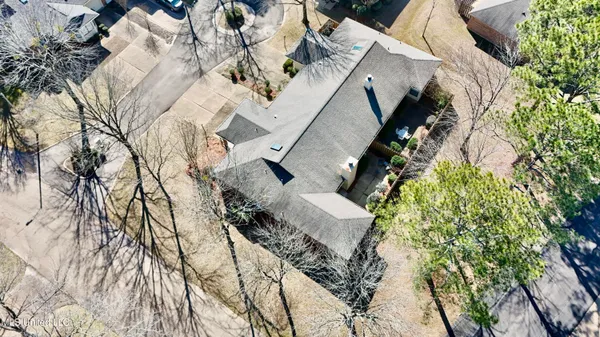 $210,000 | 100 Villa Way, Clinton, MS 39056