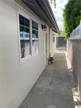 $2,200 | 723 North Quince Avenue, Upland, CA 91786